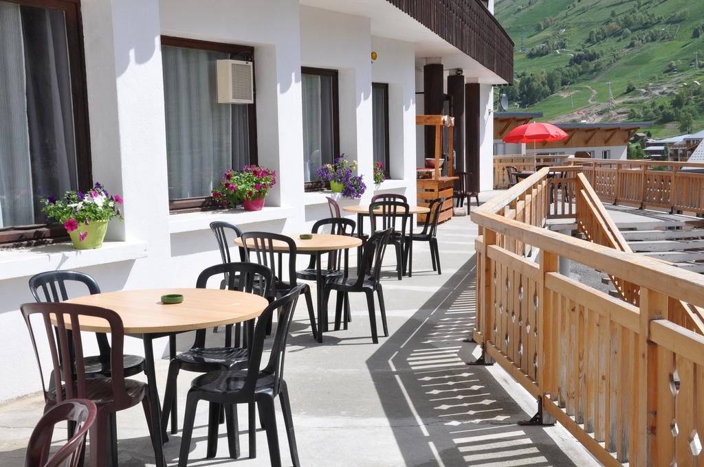 Hotel Les Clarines Les Deux Alpes Exterior photo